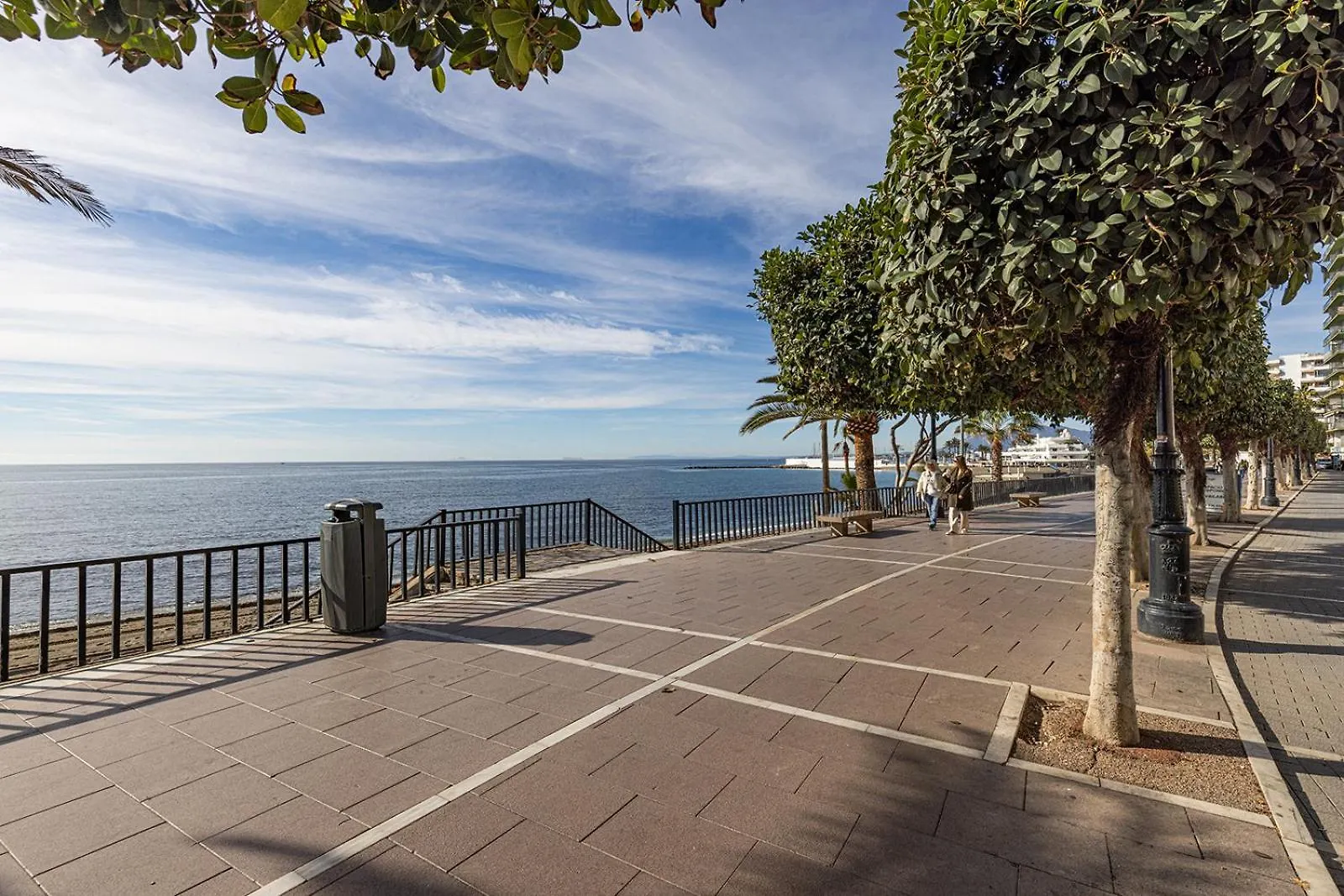 Stunning 1 Bedroom Apartment In Marbella Centre Španělsko